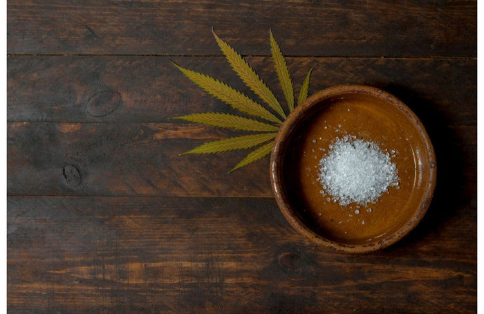 CBD-isolaat: hoe gebruik je cannabidiol-kristallen?